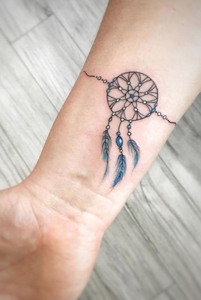 10 Amazing Dream Catcher Tattoo Ideas