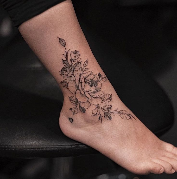 10 Floral Tattoo Designs To Give You Warmth Tattoo Designs Foot