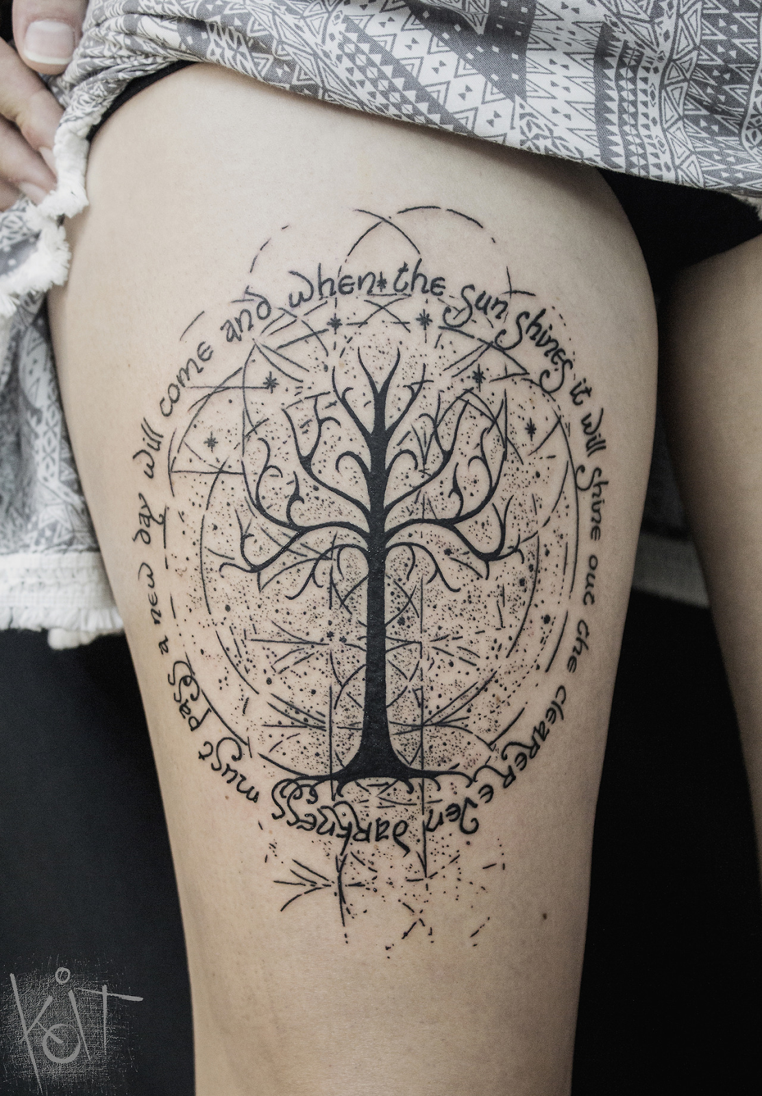 10 Lord Of The Rings Tattoos Literary Tattoos Series Geometric Tattoo Tree Of Gondor Tattoo