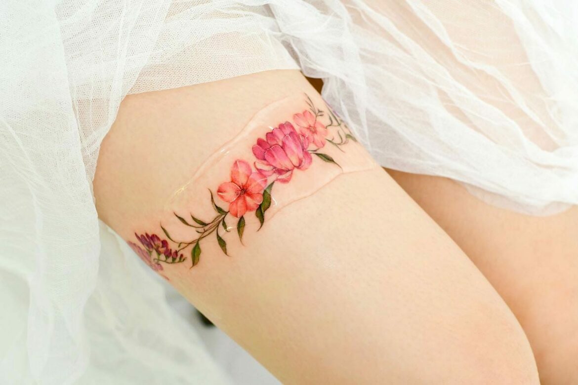 11 Flower Thigh Tattoo Ideas That Will Blow Your Mind