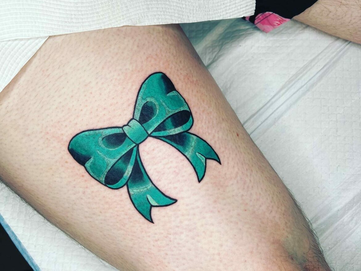 11 Thigh Bow Tattoo Ideas That Will Blow Your Mind