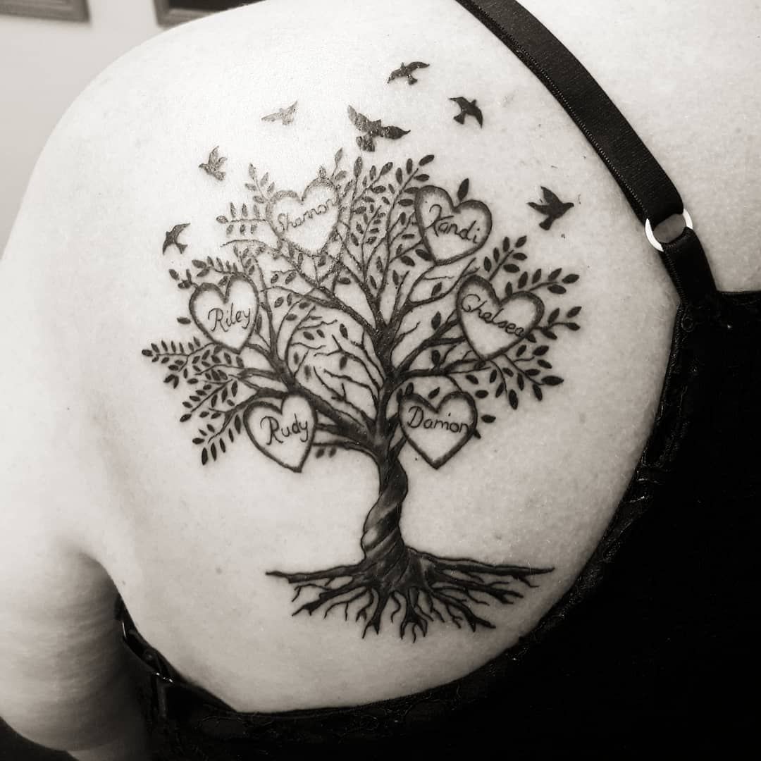 15 Amazing Family Tree Tattoo Designs Tree Tattoo Designs Family