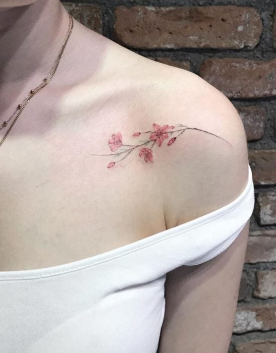 15 Tatuajes Femeninos En La Zona Del Hombro Que Amar S