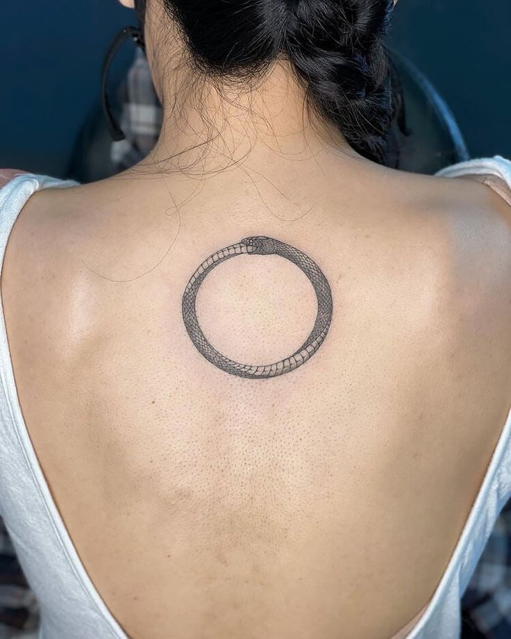 20 Ouroboros Tattoo Ideas For Women Mom S Got The Stuff