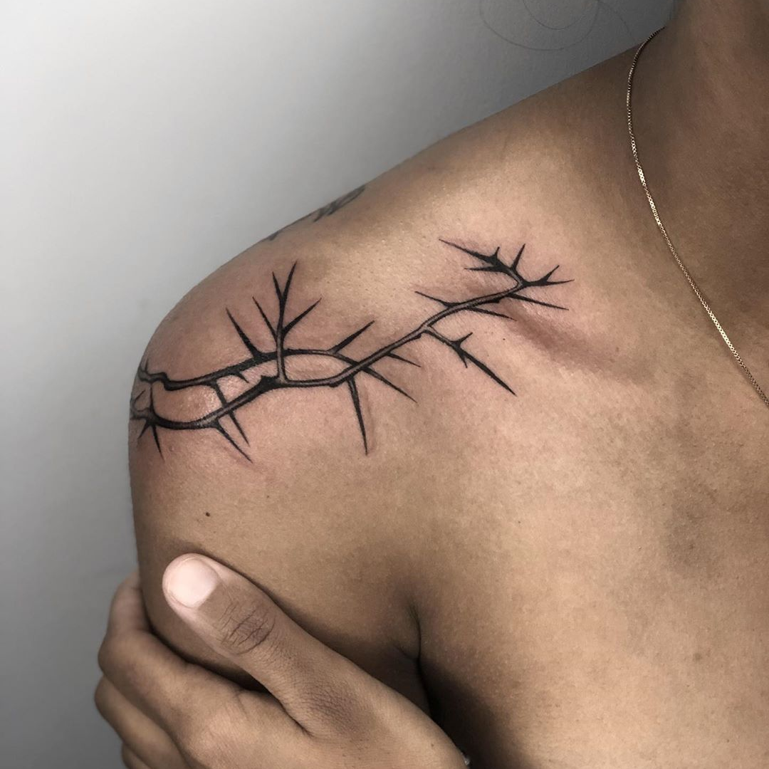 22 Best Thorn Vine Tattoo Images Vine Tattoos Tattoos Body Art Tattoos