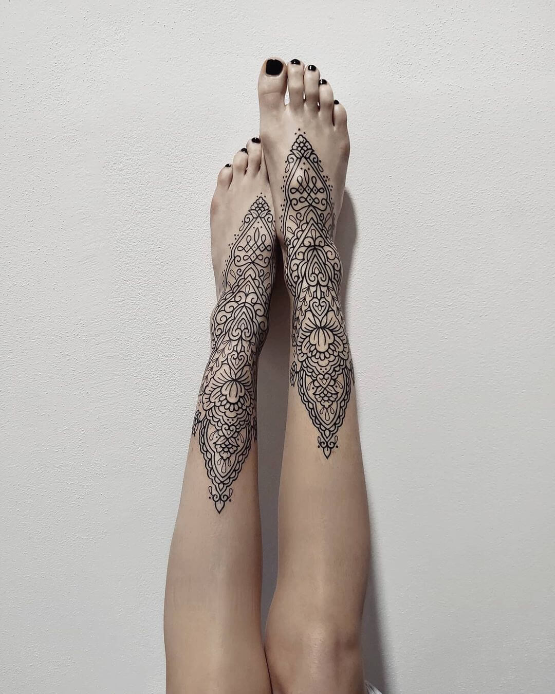 25 Amazing Foot Tattoo Ideas For Women