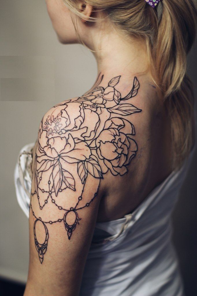 25 Amazing Lace Tattoo Designs