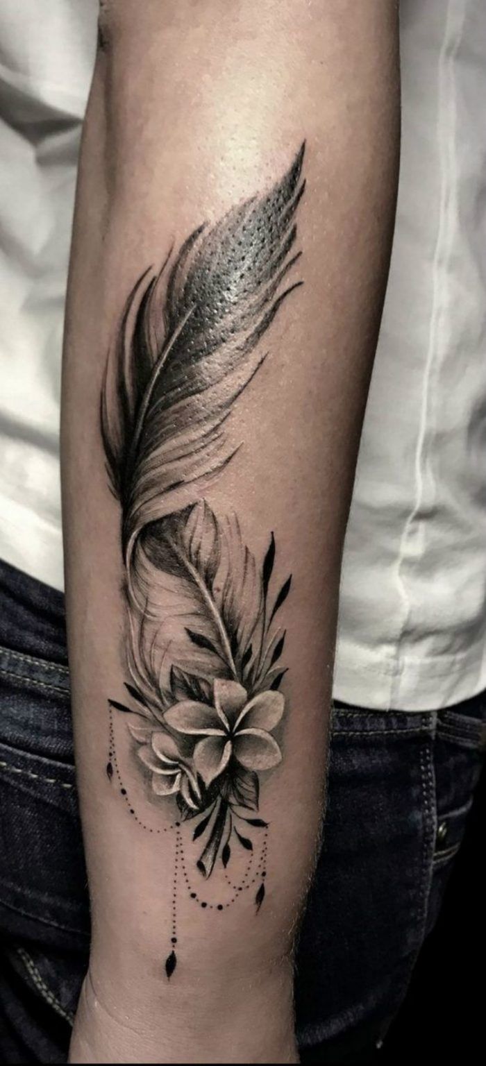 25 Gorgeous Feather Tattoo Designs Which Will Make You Want Right Now