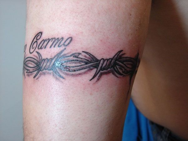 26 Addicted Barb Wire Tattoo Ideas Slodive Name Tattoos On Arm