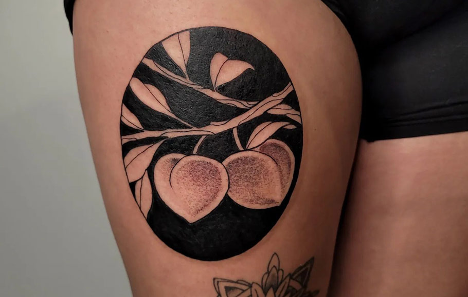 31 Splendid Negative Space Tattoo Designs To Get This Year