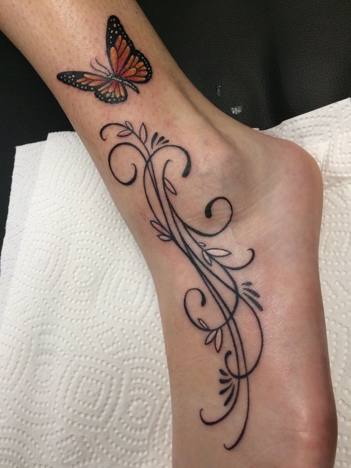 32 Cute Girly Tattoos Ideas Tattoos Cool Tattoos Love Tattoos