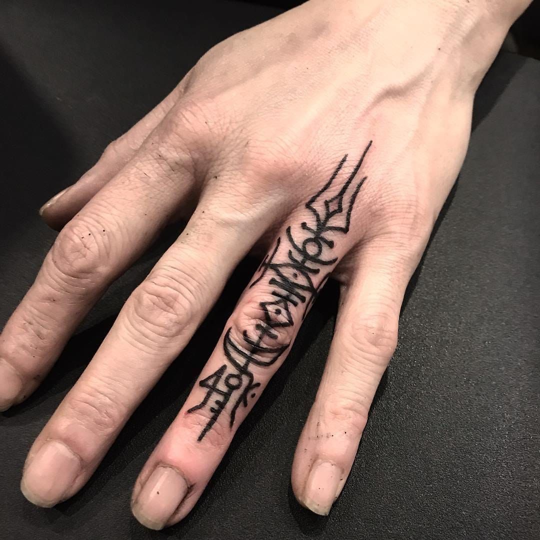 50 Best Finger Tattoos For Men Find Your Style