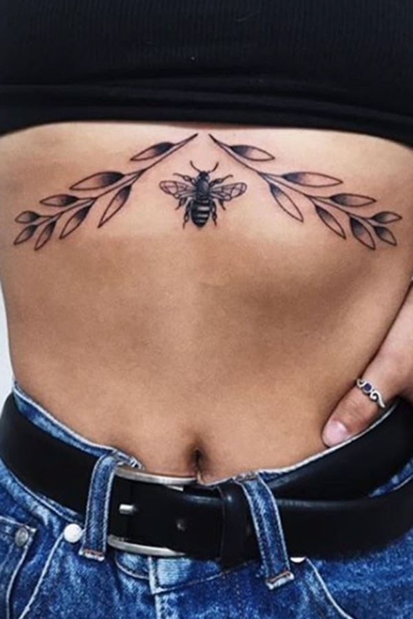 50 Of The Prettiest Sternum Tattoos Tattoos For Women Chest Tattoos