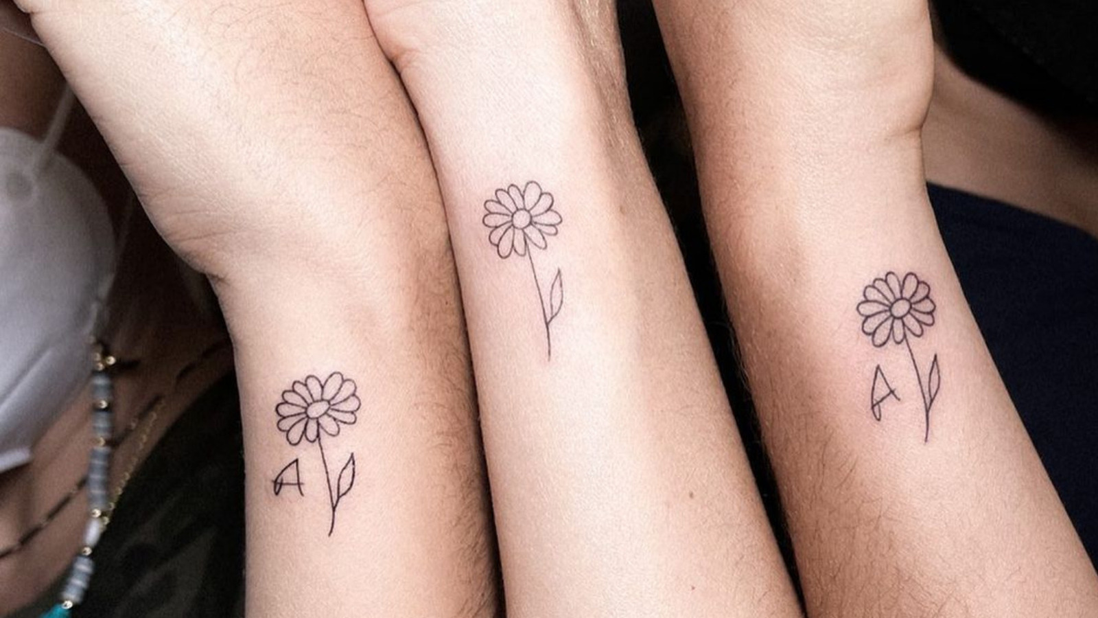 50 Trendy Small Flower Tattoo Designs For Girls 2024 Lovely Small