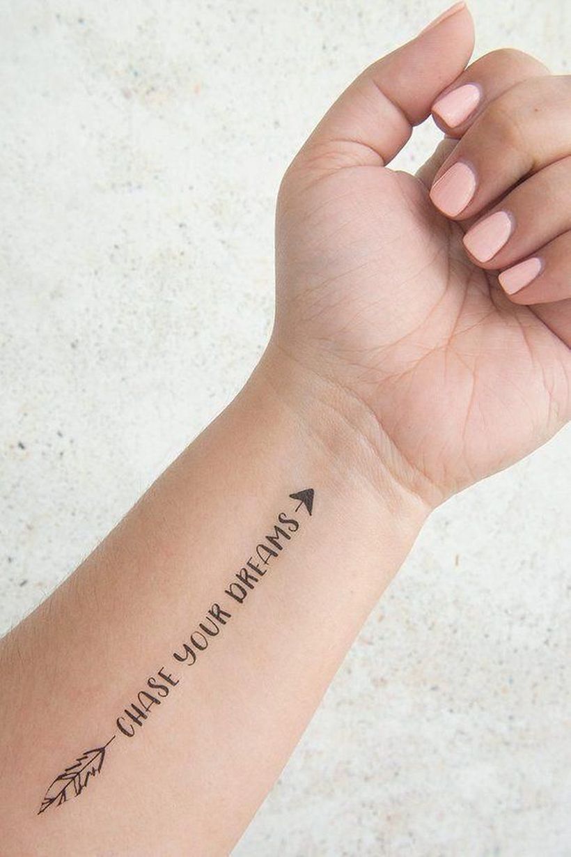 57 Small Meaningful Tattoos For Women To Motivate You Every Time