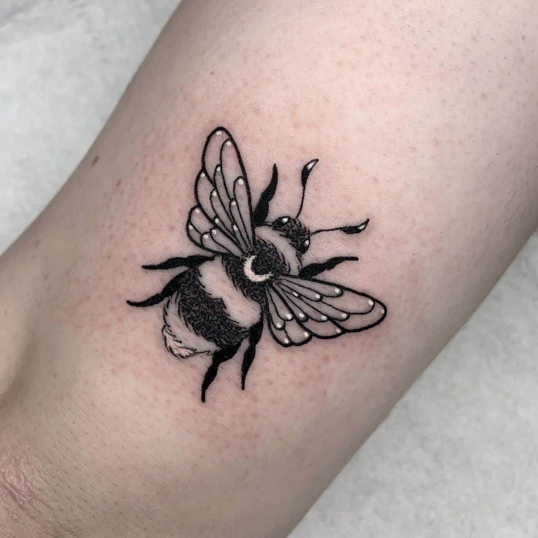 85 Queen Bee Tattoo Ideas For Men And Women Tattoos Design Idea