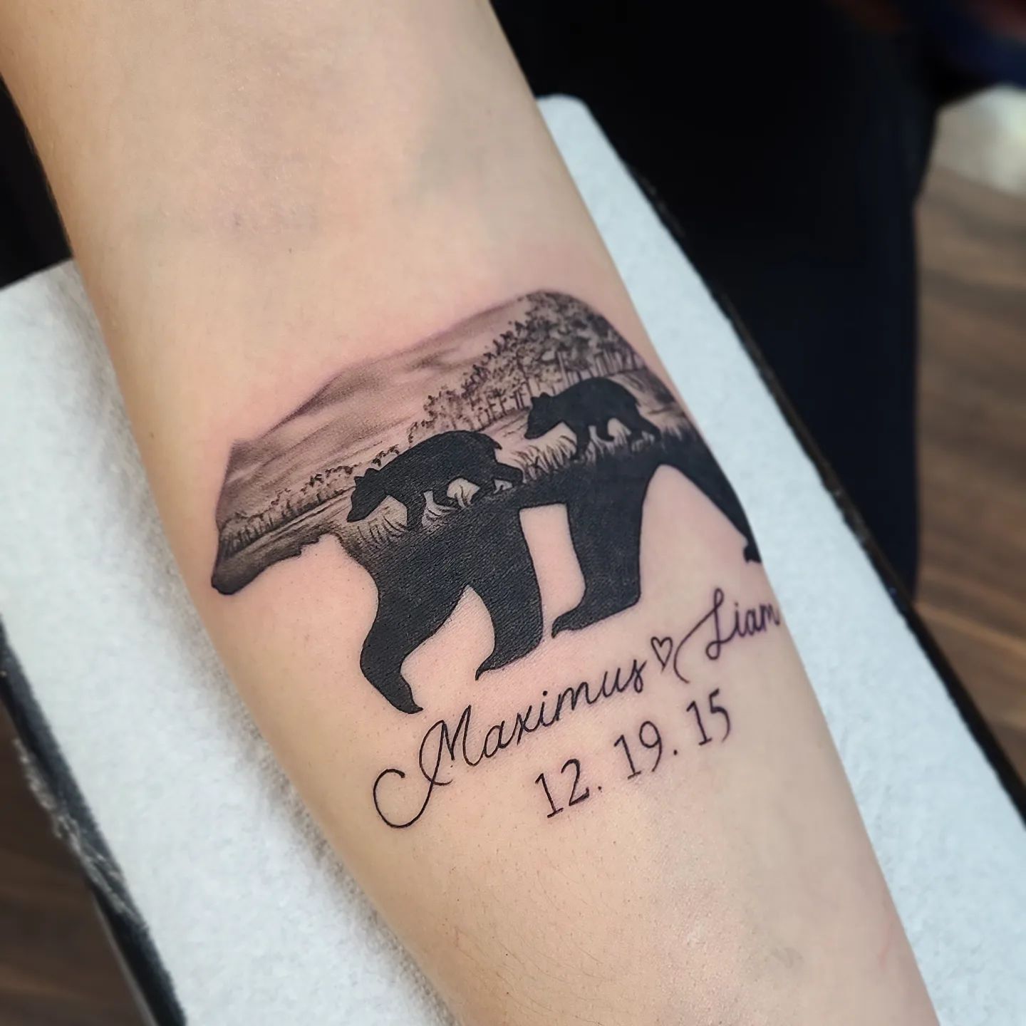 A Mama Bear And Bear Cubs To Represent Twins Kristy This Black And