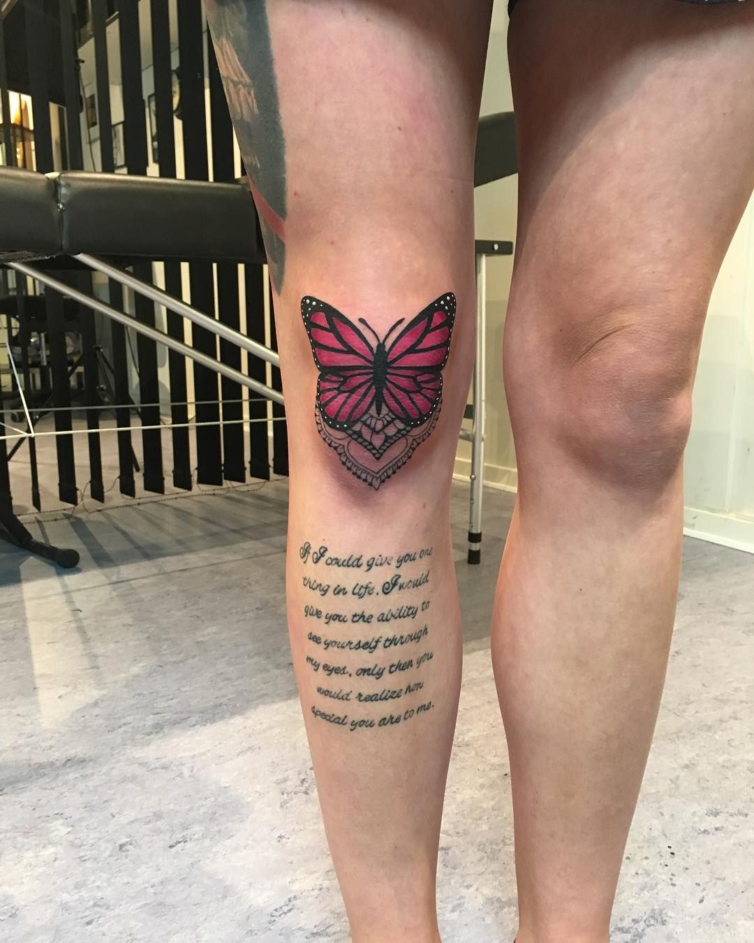 Stylish Above Knee Tattoos for Modern Women