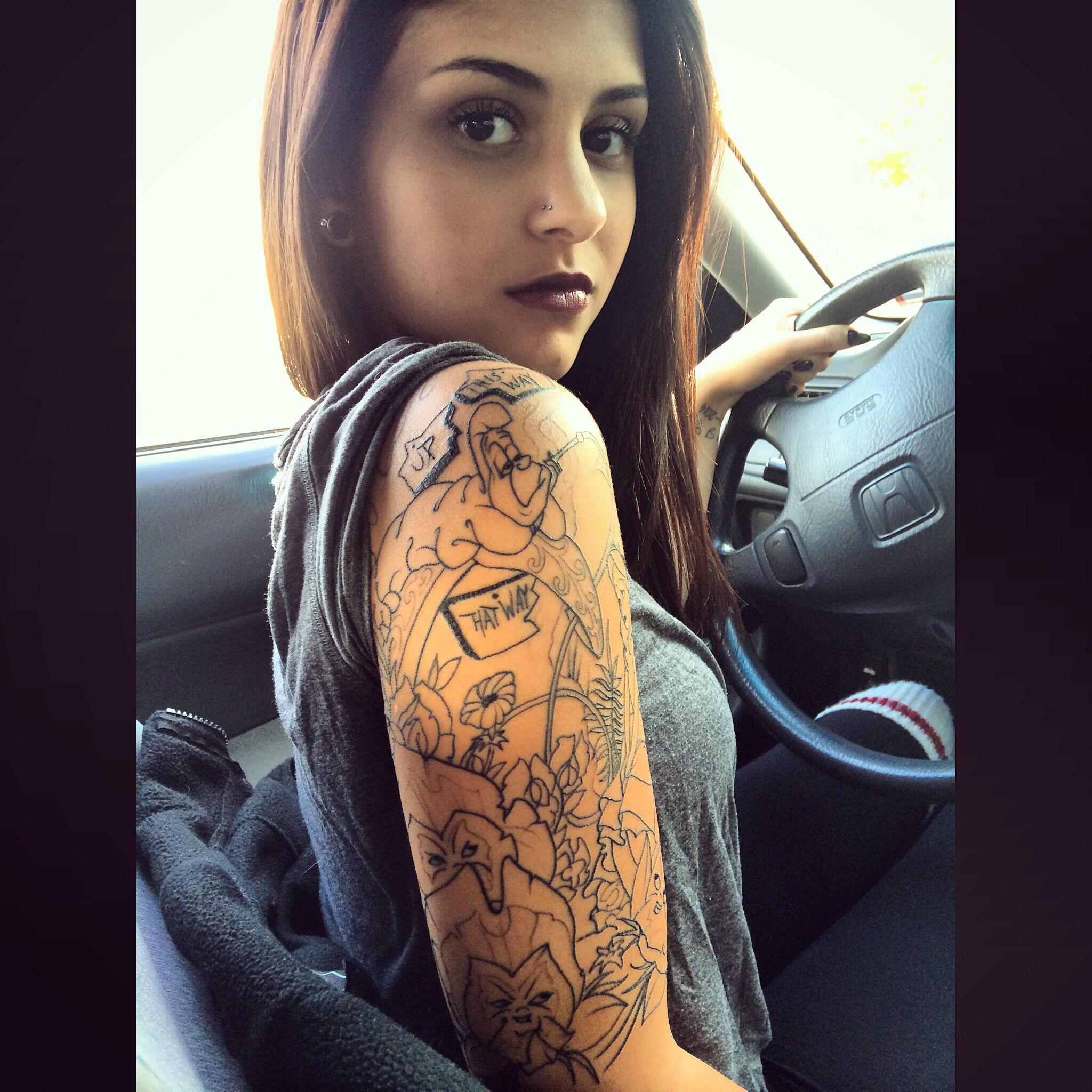 Alice In Wonderland Half Sleeve Black Grey Wonderland Tattoo Alice