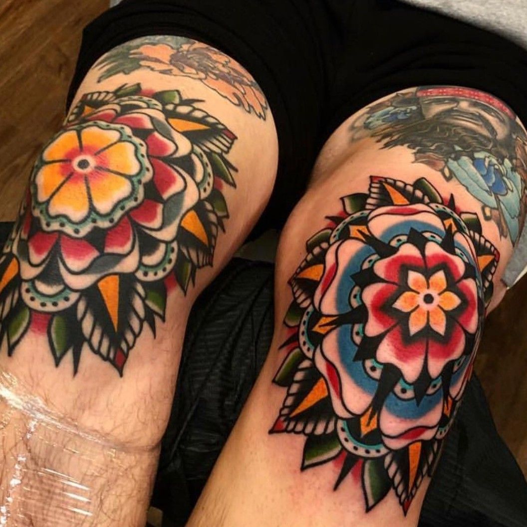 American Traditional Knee Tattoo