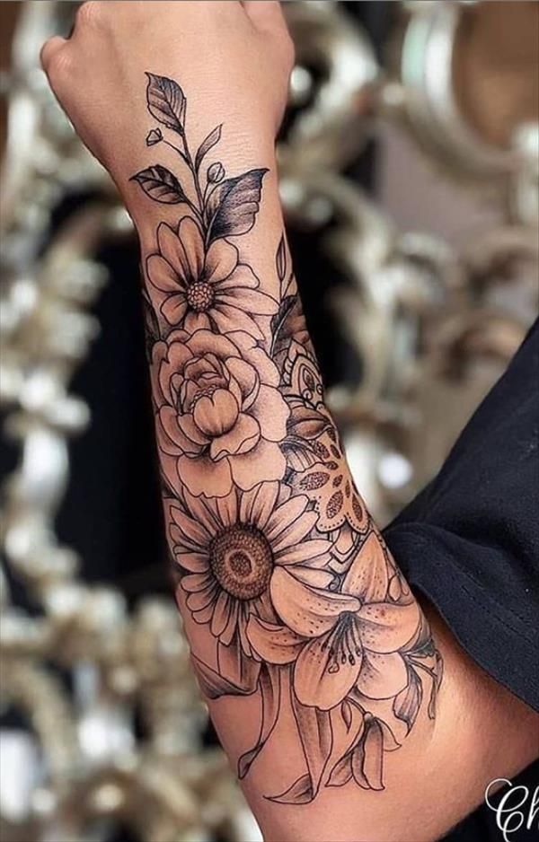 Beautiful Flower Tattoo Design Ideas For Women