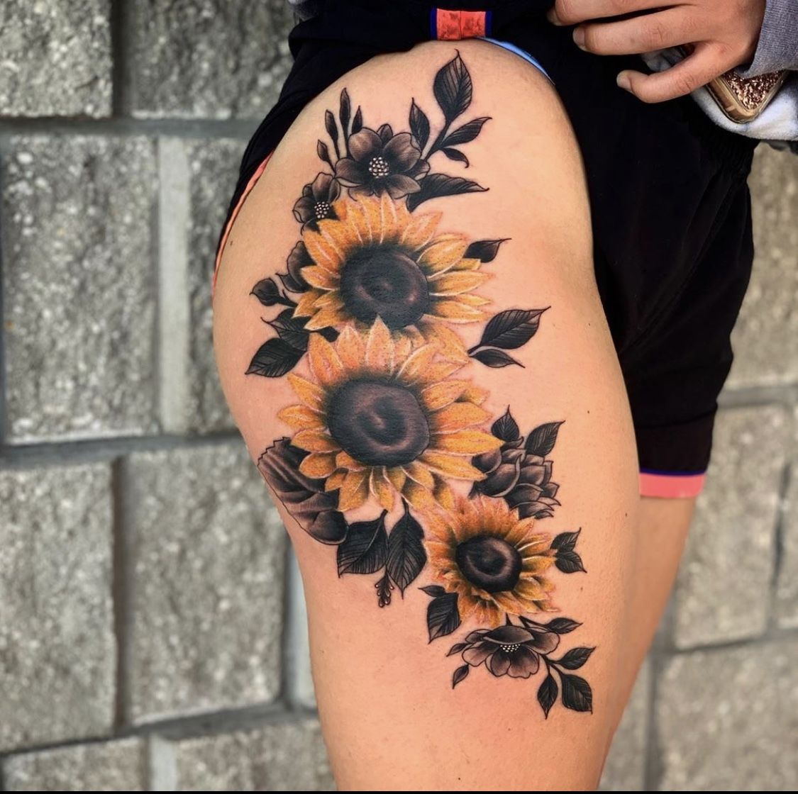 Black And Gray Sunflower Tattoo Sunflower Tattoo Thigh Sunflower