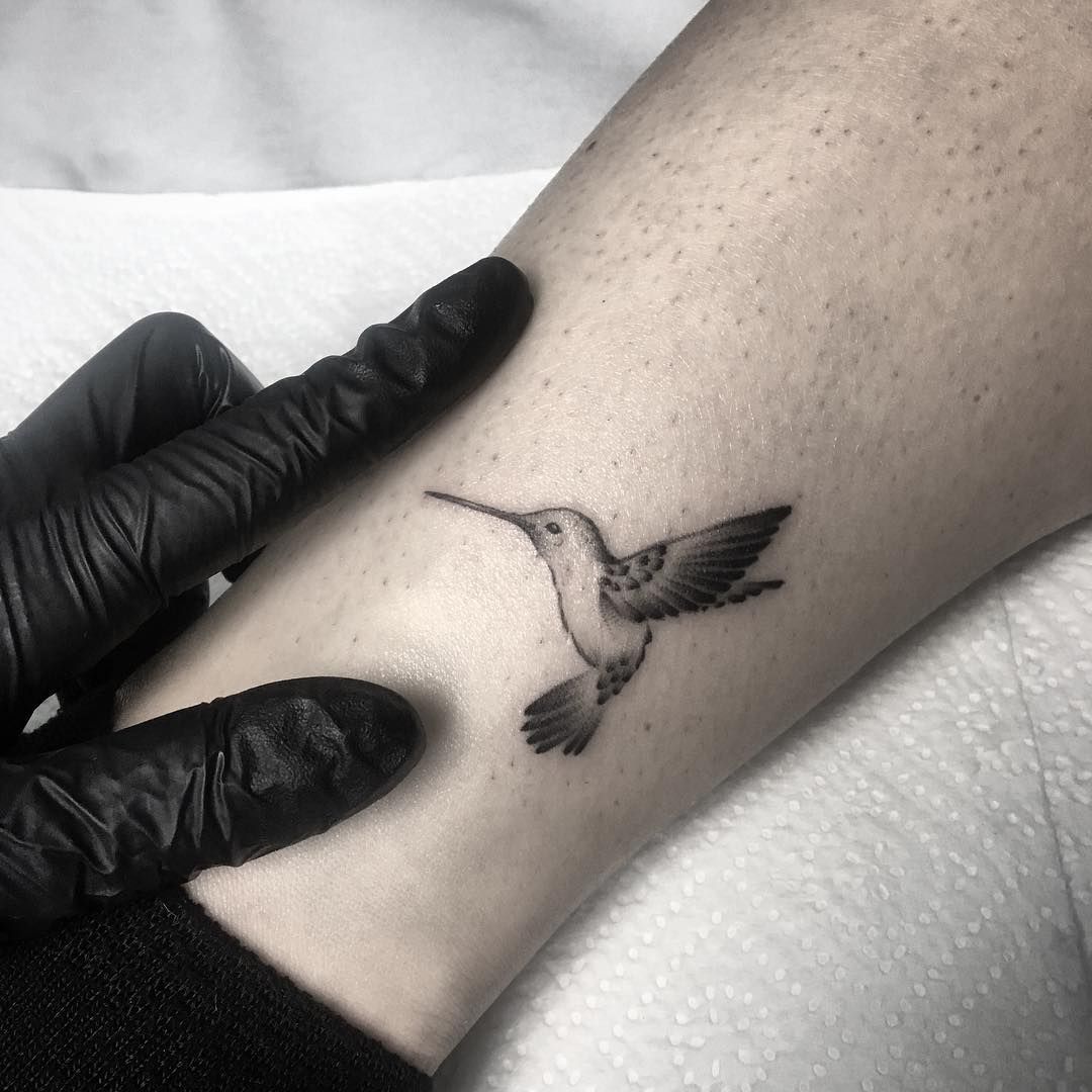 Black and White Hummingbird Tattoo Designs for Elegance