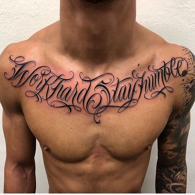 Chest Tattoo Chesttattoo Lettering Idee Per Tatuaggi Tatuaggio