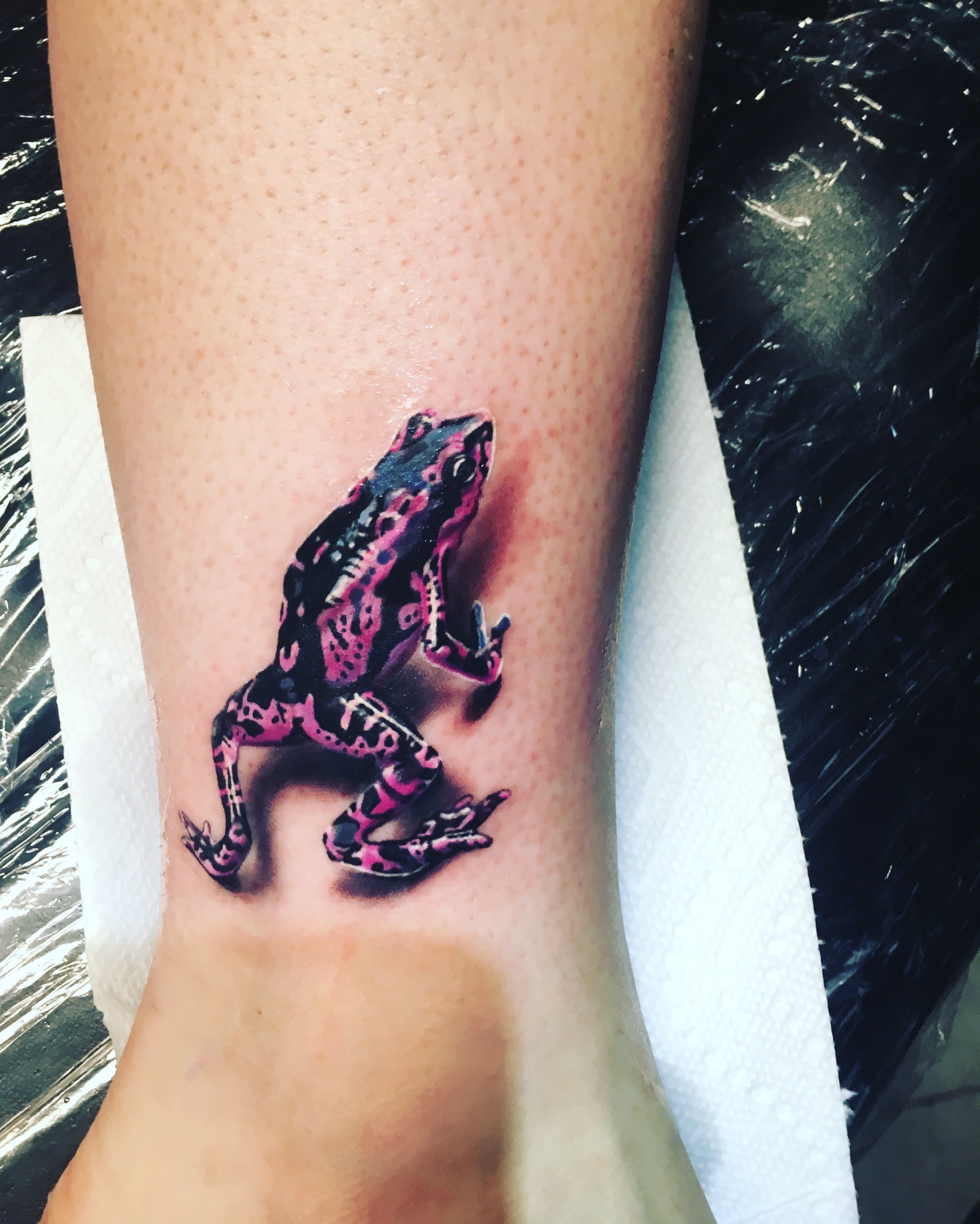 Color Poison Dart Frog Hip Tattoo Caroline Evans 2012 Www Flickr