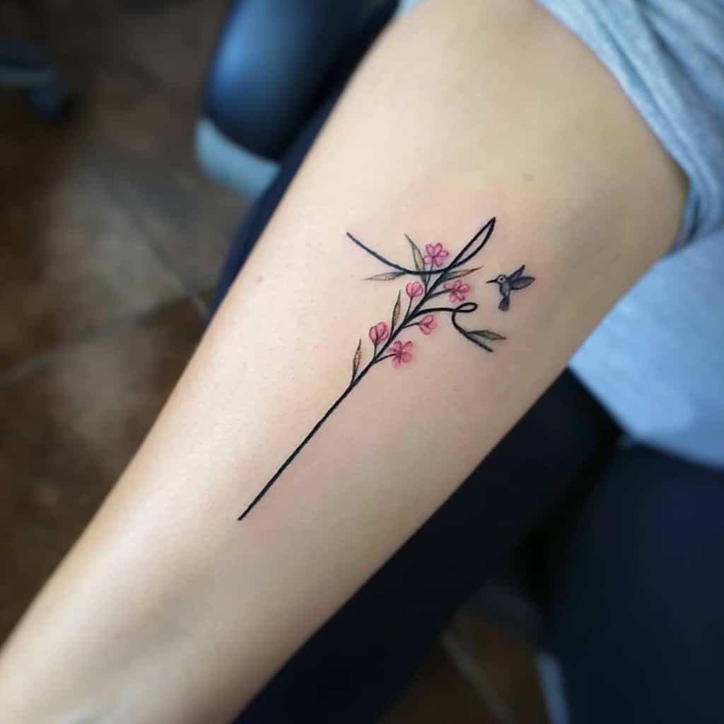 5 Stunning Ways to Ink a Cross Tattoo With Flowers