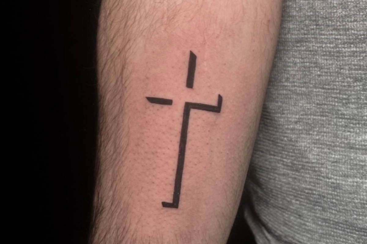 Cross Tattoos Meaningful Cross Tattoo Ideas For Everyone