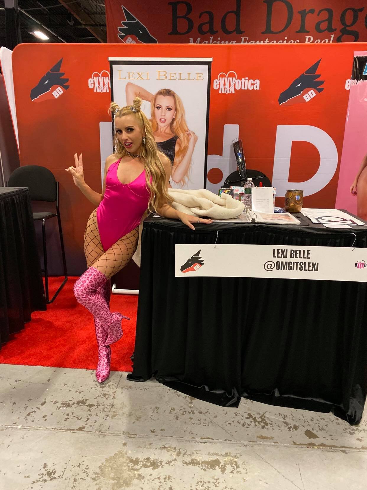 Exxxotica Expo Rosemont Il 2024 Swpa