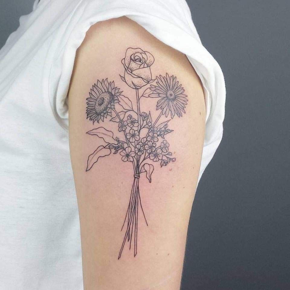 5 Meaningful Family Flower Bouquet Tattoo Ideas