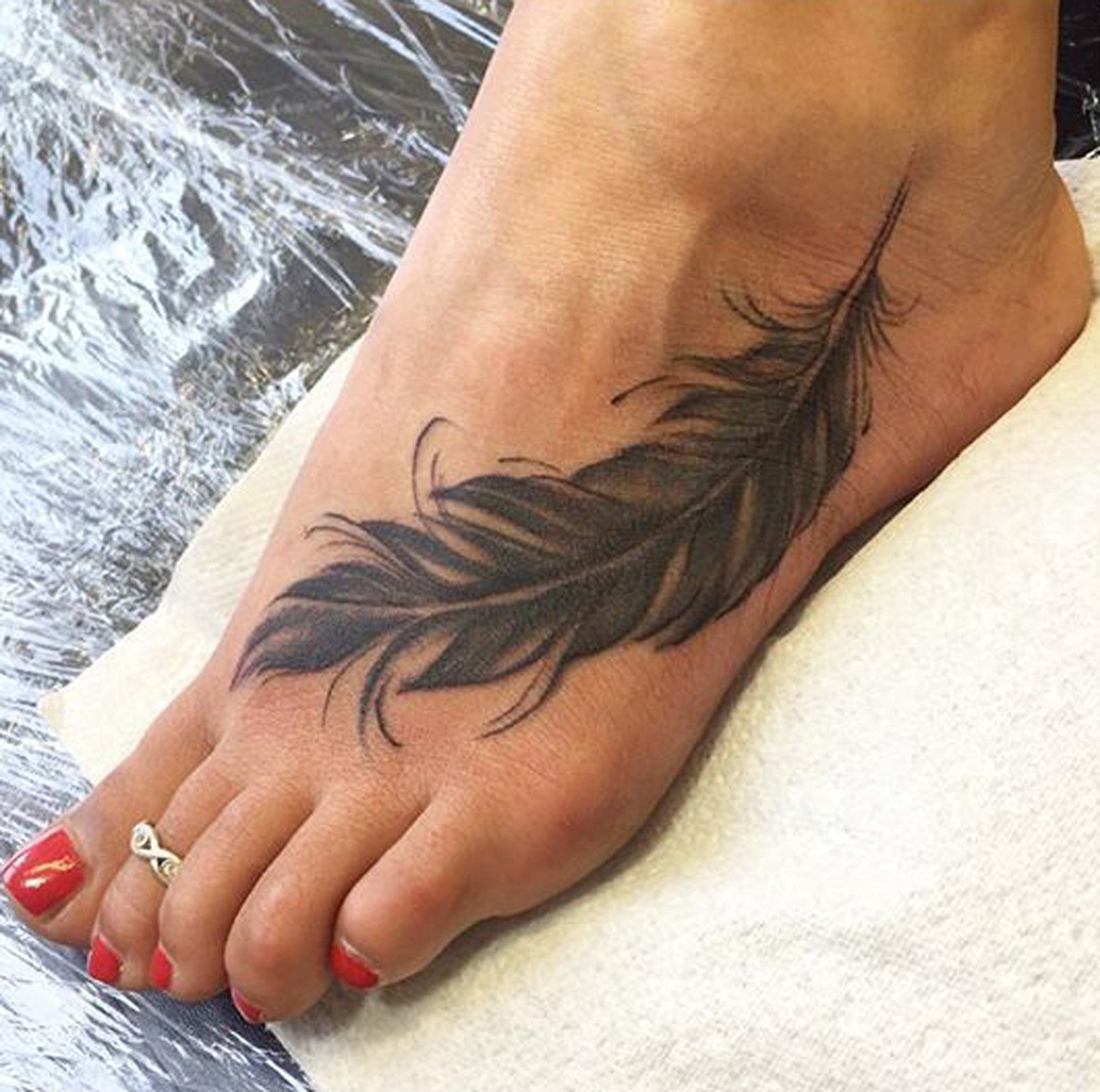 Feather Tattoo Designs For Woman Tattoomenu