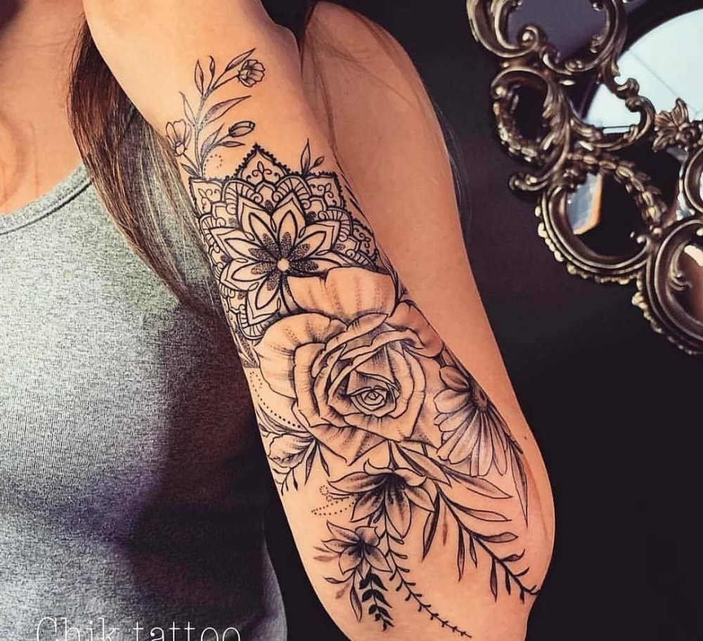 25 Stunning Feminine Quarter Sleeve Tattoo Ideas