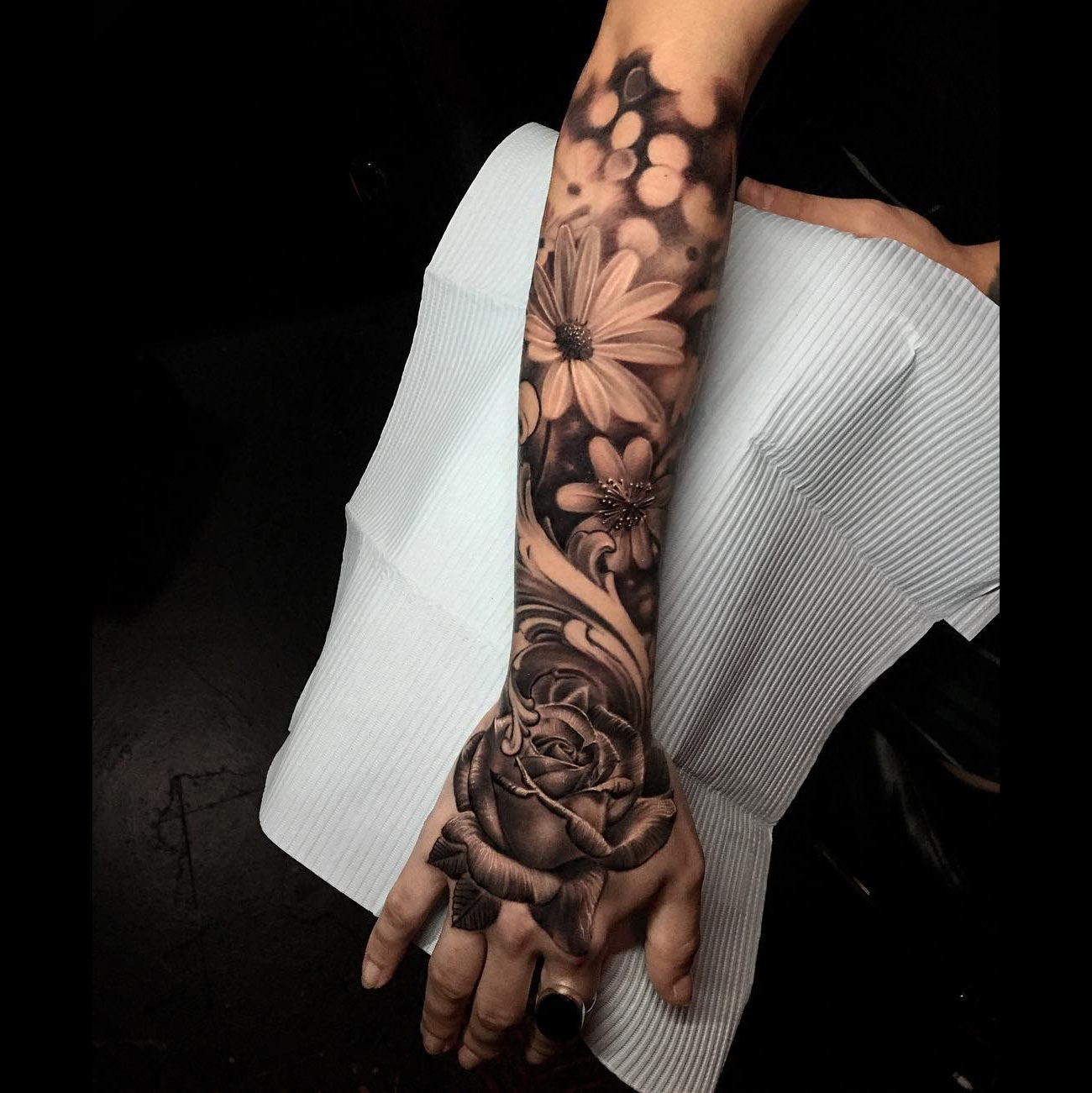 5 Stunning Floral Half Sleeve Tattoo Ideas