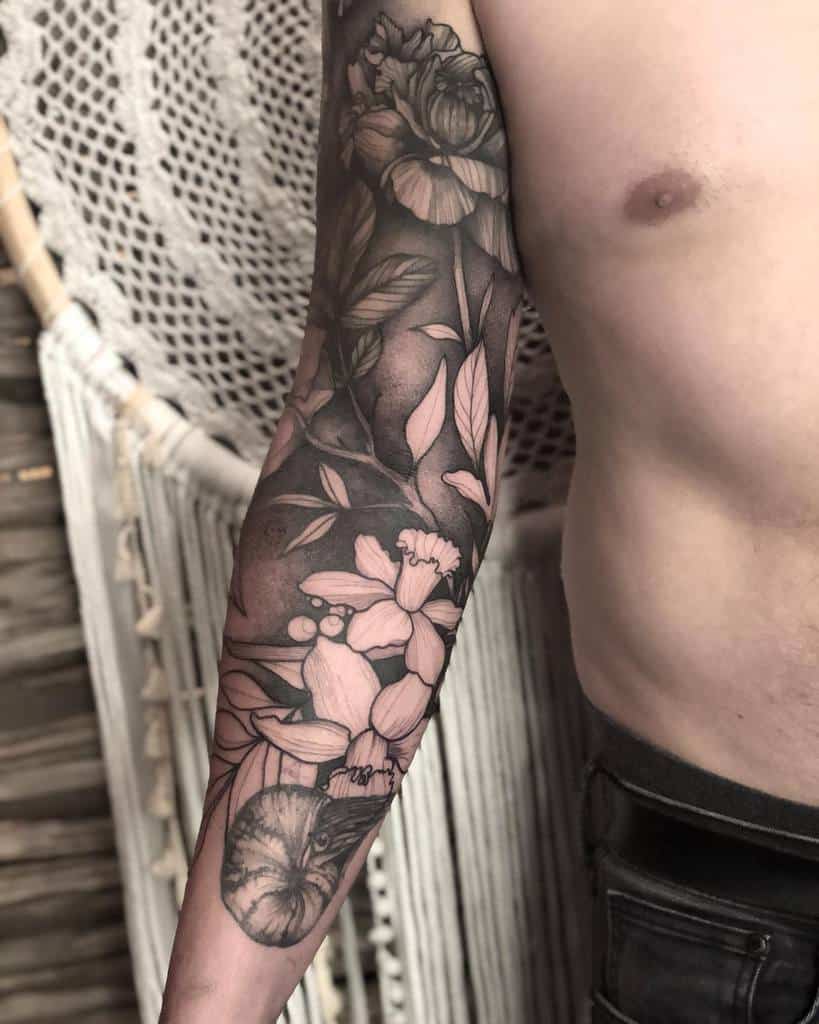 5 Stunning Flower Arm Tattoos for Guys