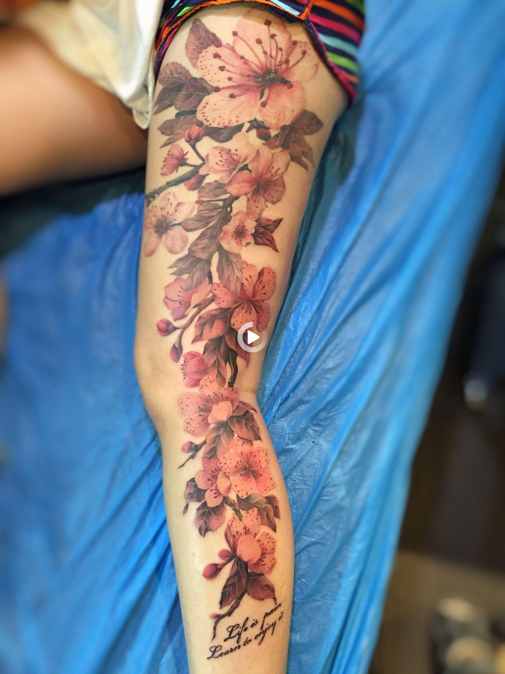 5 Stunning Flower Tattoo Ideas for Legs