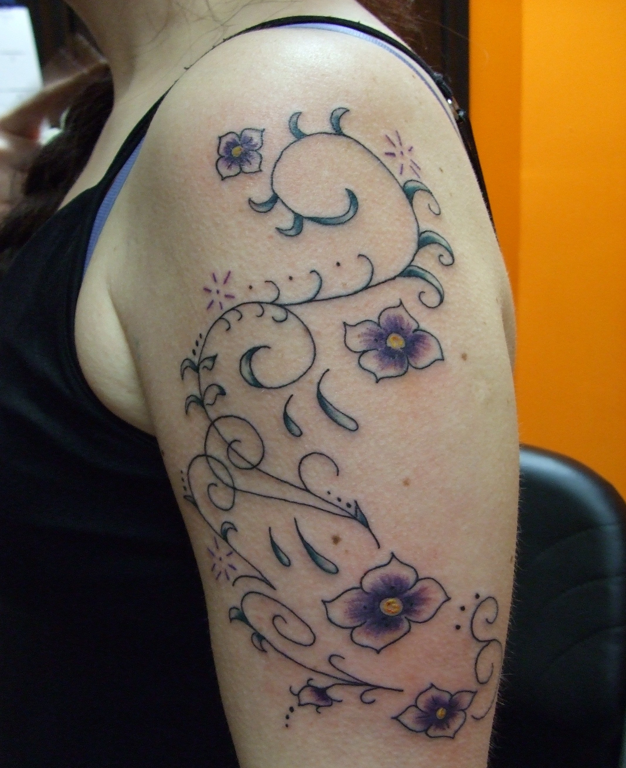 Flower Vine Tattoo Designs for Every Style and Season