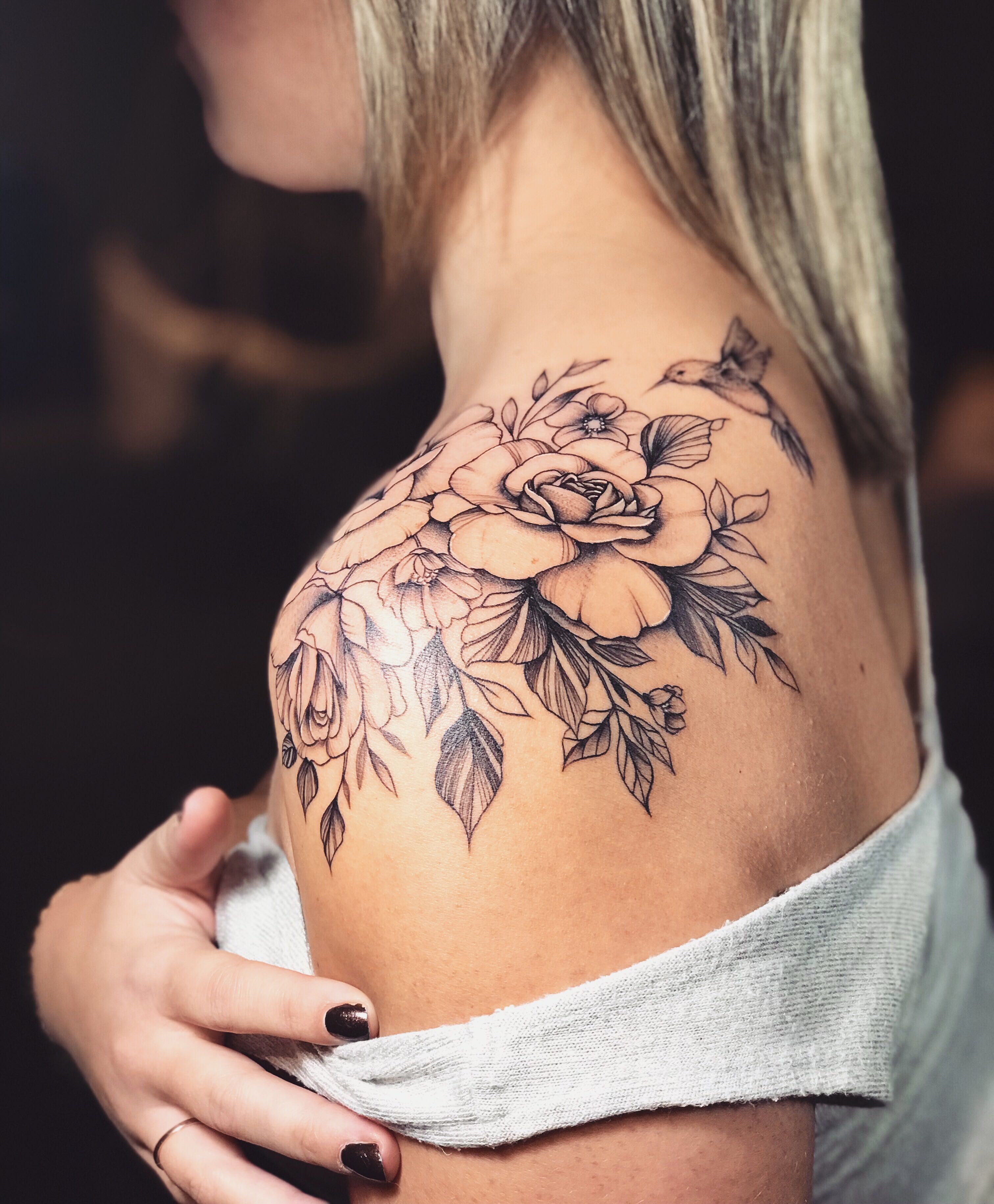 Front Shoulder Tattoos: Women's Latest Trends