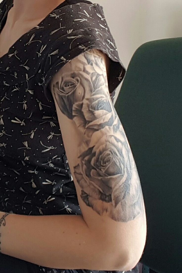 Great Soft Roses Half Sleeve Tattoo Black Grey White Roses On Upper Arm