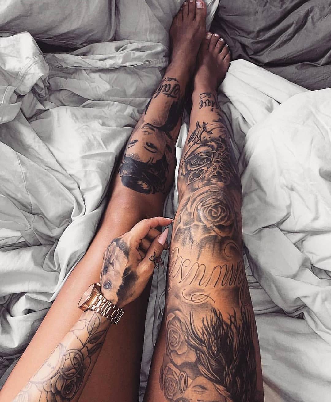 Stunning Leg Tattoo Ideas for Women: Bold and Beautiful