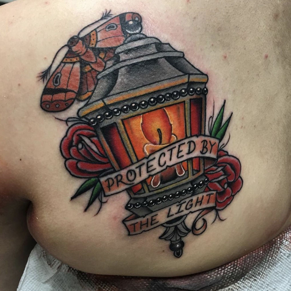 Levidunn Neo Traditional Lantern Tattoo By Levi Color Tattoo