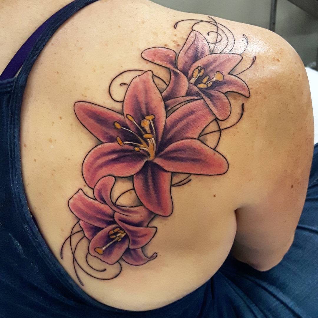 5 Stunning Lily Flower Tattoo Designs for Inspiration