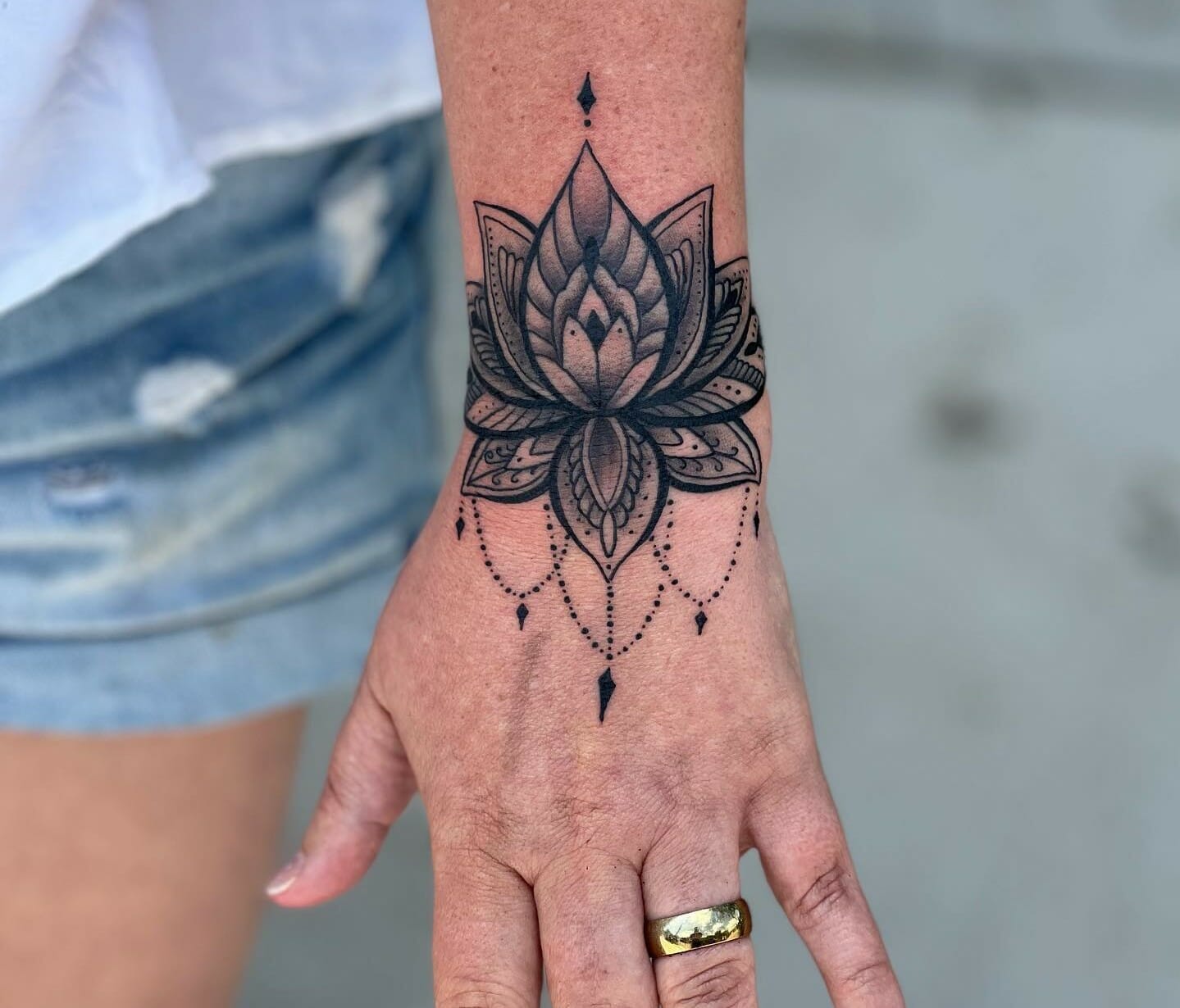 Lotus Flower Mandala Tattoo Mandala Tattoos For Women Mandala Hand