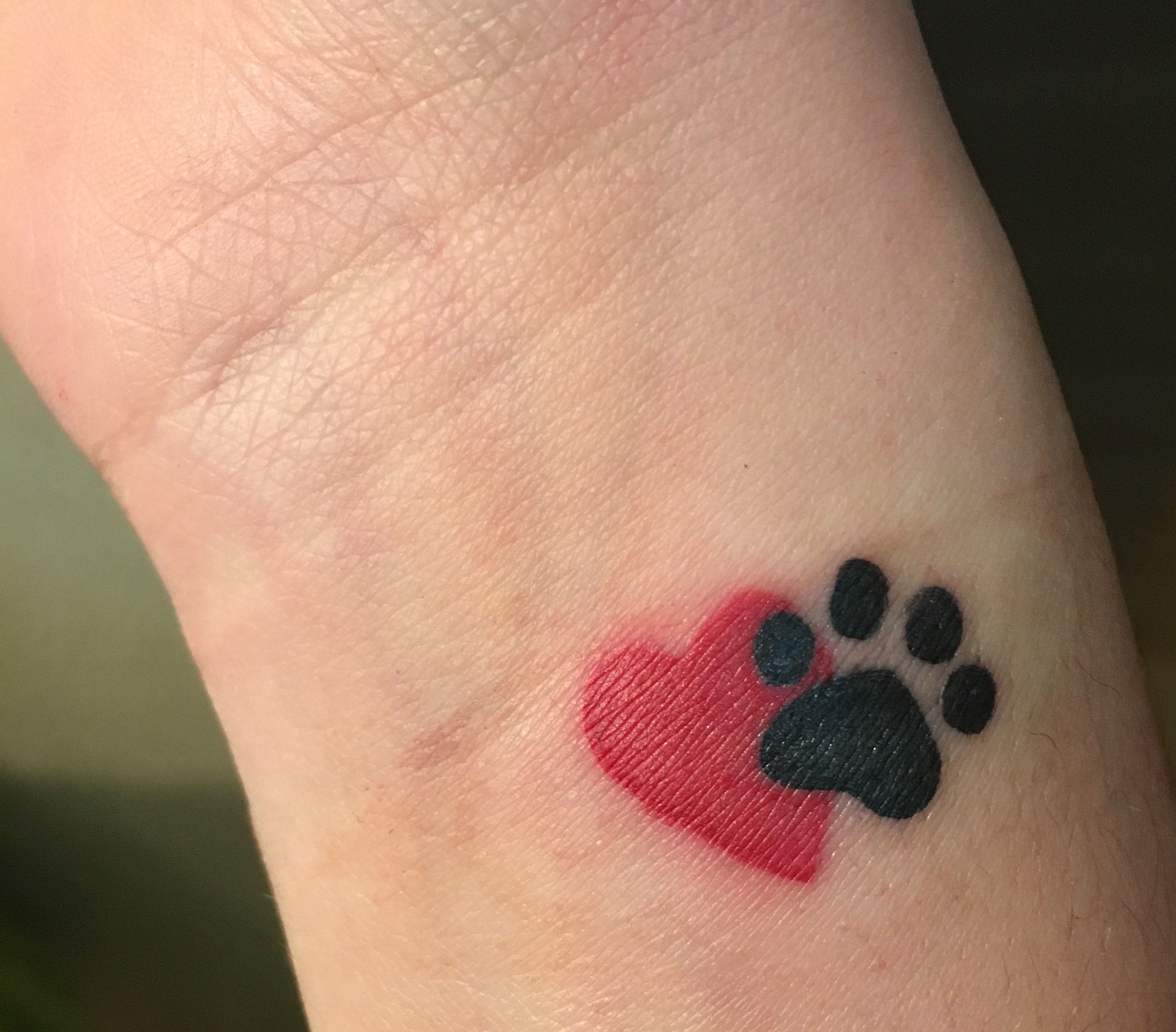 Love The Paw Prints Inside The Heart Pawprint Tattoo Paw Tattoo