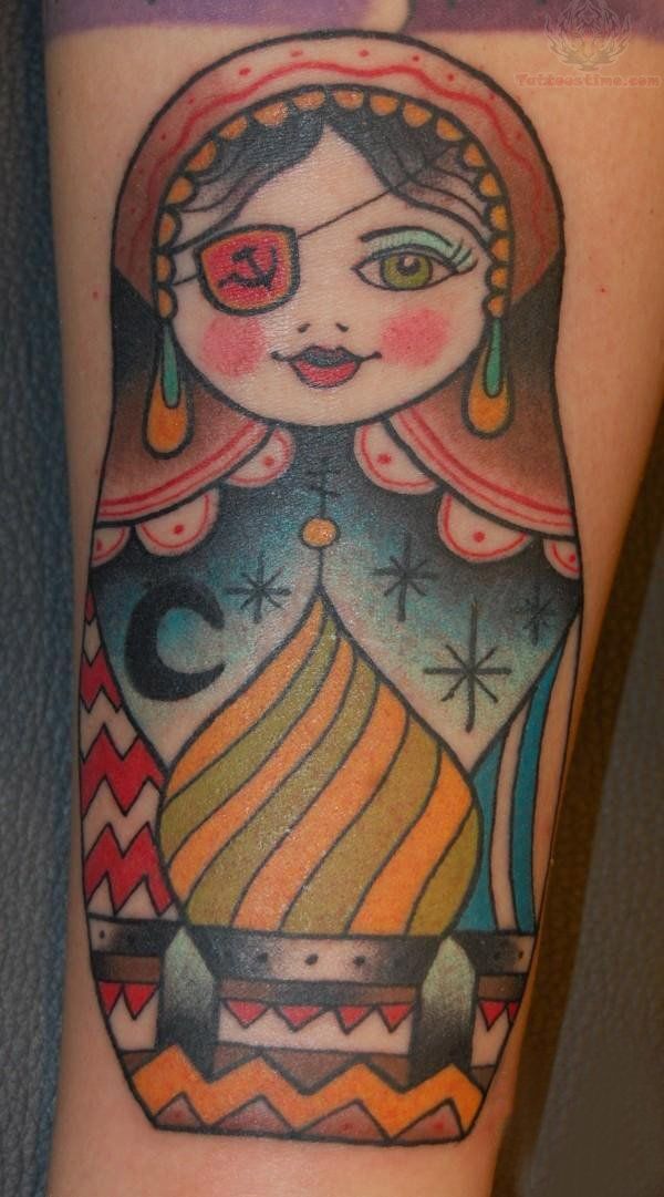 Matryoshka Doll Tattoo On Desiree S Left Thigh Doll Tattoo Nesting