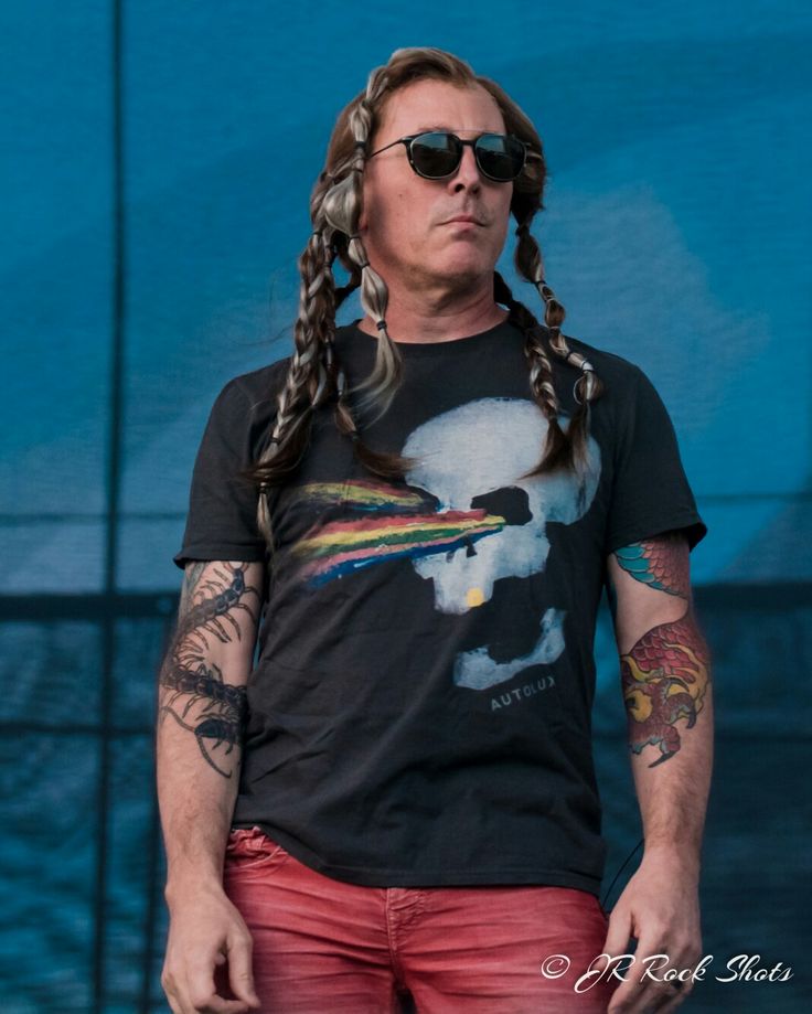 Maynard James Keenan Tattoos A Scorpion With A Meaning