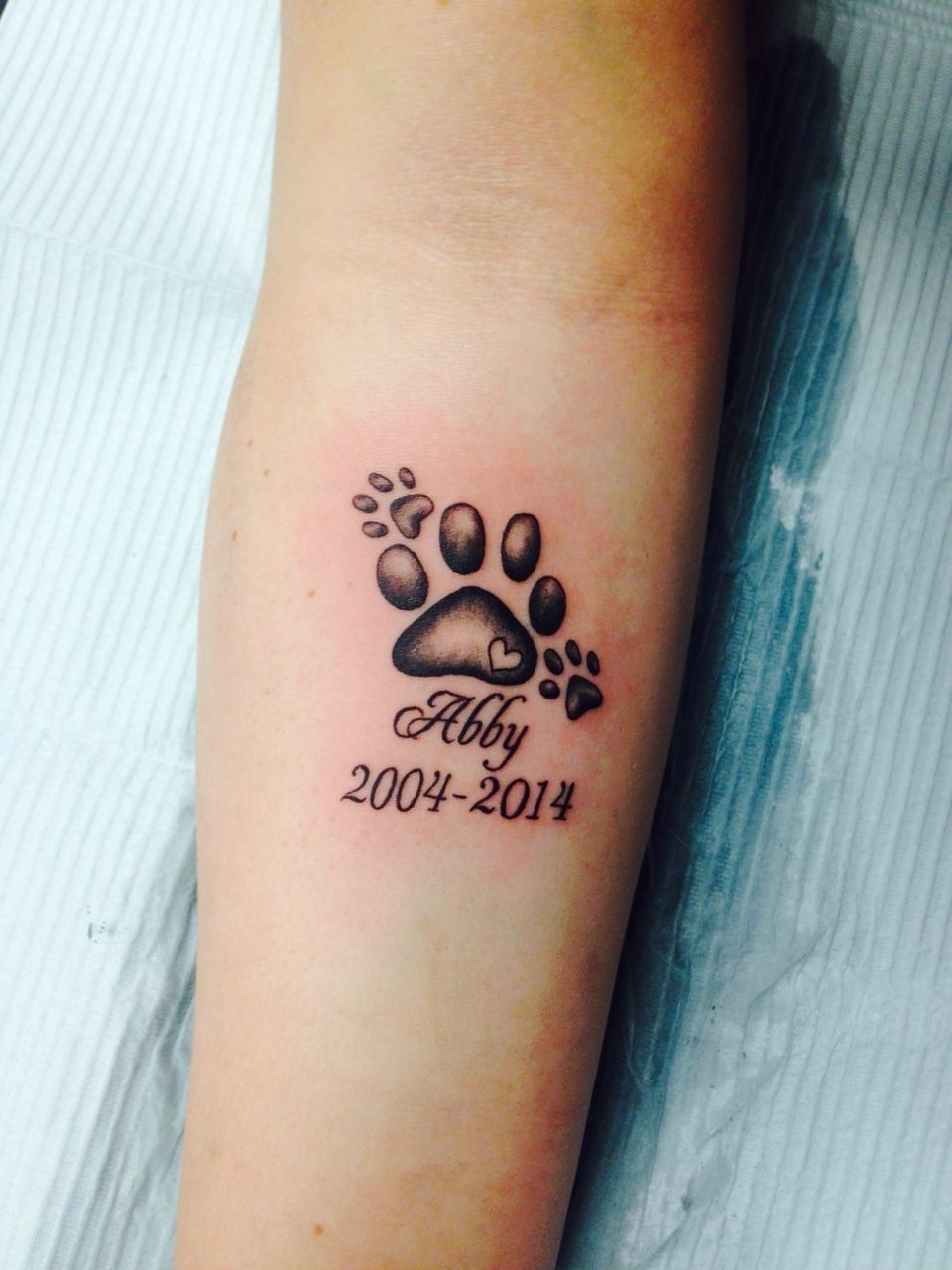 Heartfelt Memorial Tattoo Designs to Honor Your Dog