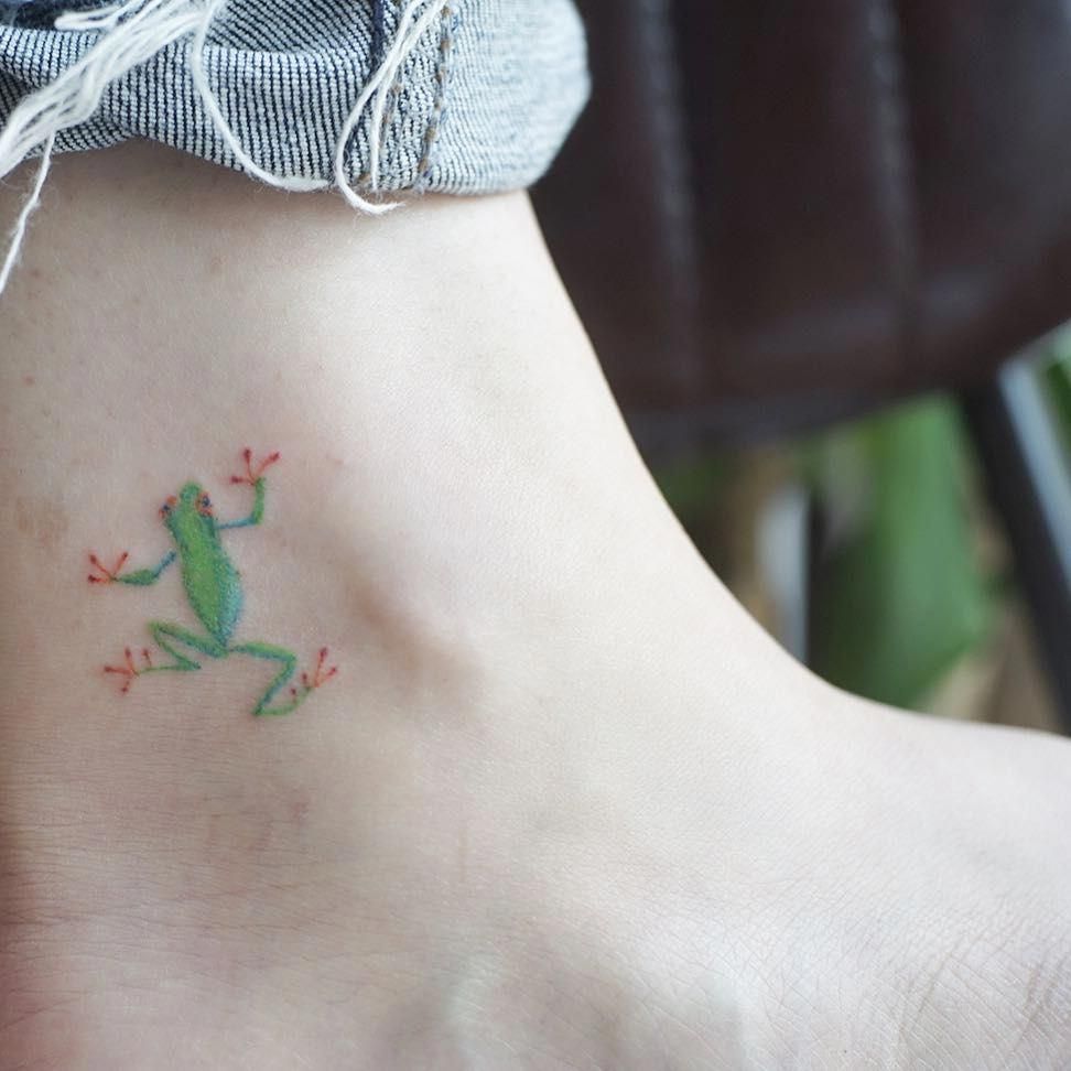 Tiny Frog Tattoo Ideas: Mini Art Ink Inspiration